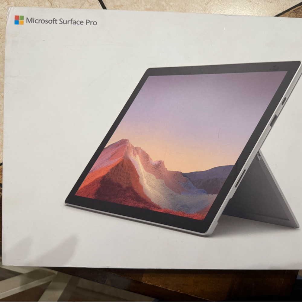 Windows pro 7 surface used only a few rimes perfect condition